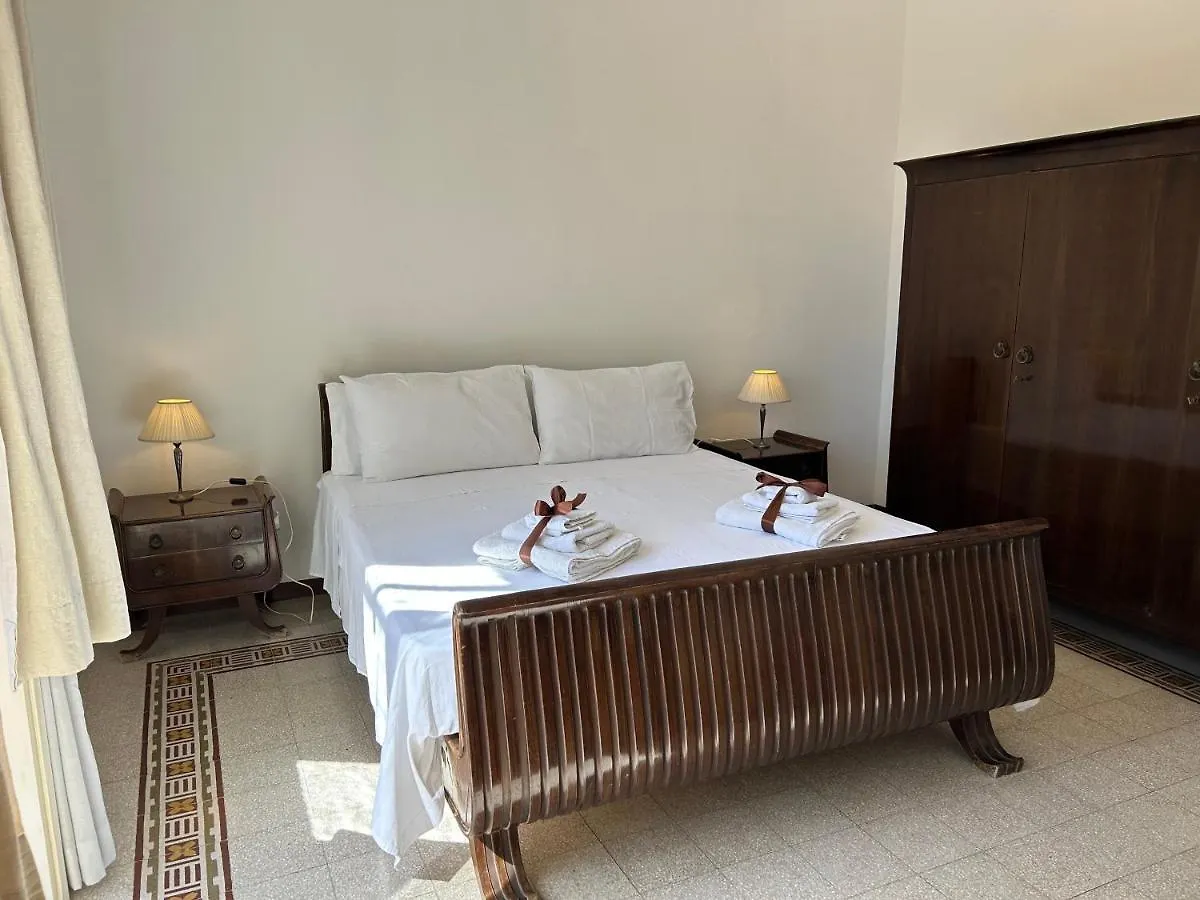 Mondello Beach Luxury Apartments Palermo Itália